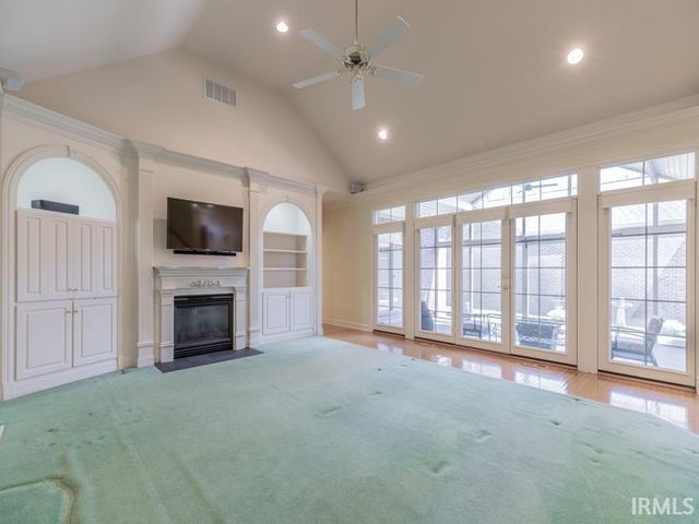 10386 Regent Court, Newburgh, IN 47630