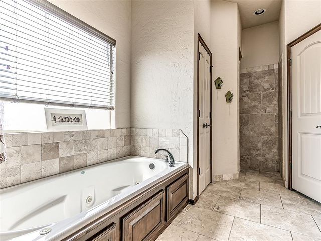 17205 Serrano Drive, Oklahoma City, OK 73170