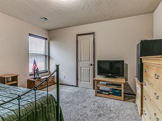 17205 Serrano Drive, Oklahoma City, OK 73170