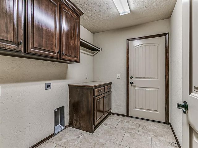 17205 Serrano Drive, Oklahoma City, OK 73170