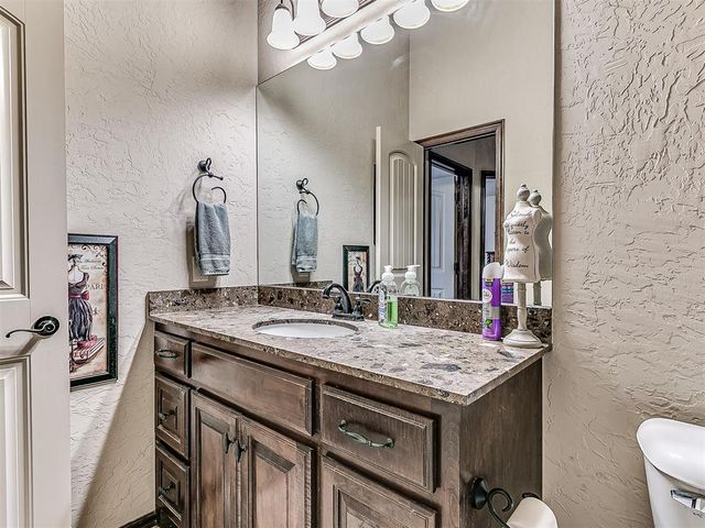 17205 Serrano Drive, Oklahoma City, OK 73170