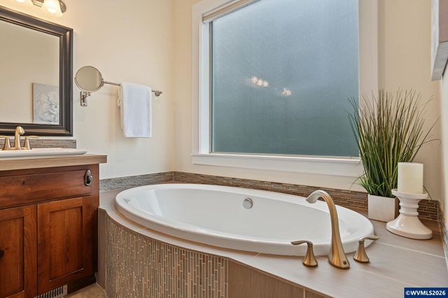 5614 Wigeon St SE, Salem, OR 97306