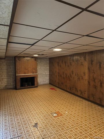 31263 Hayes Road, Warren, MI 48088