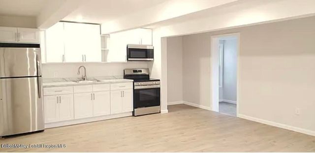 982 S Schodack Road, Castleton-on-hudson, NY 12033