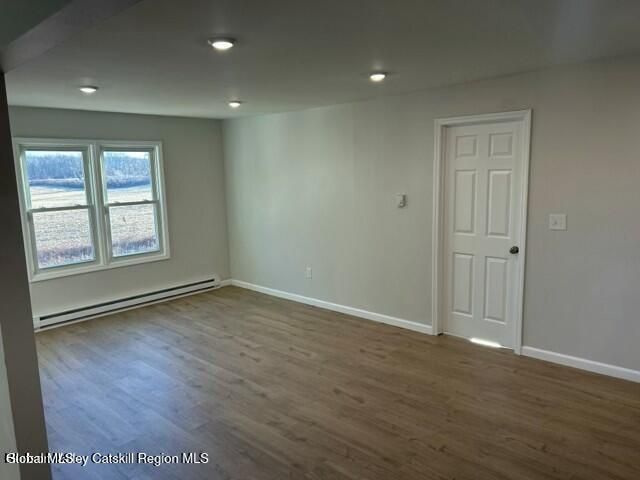 982 S Schodack Road, Castleton-on-hudson, NY 12033