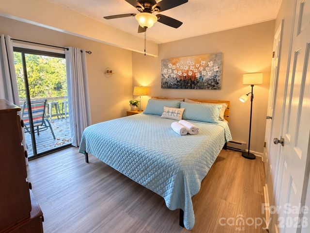 486 Oxford Road, Lake Junaluska, NC 28745