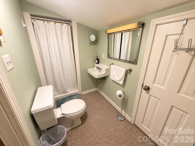 486 Oxford Road, Lake Junaluska, NC 28745