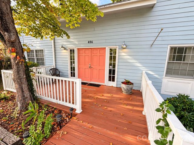 486 Oxford Road, Lake Junaluska, NC 28745