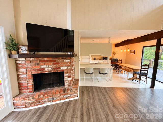486 Oxford Road, Lake Junaluska, NC 28745