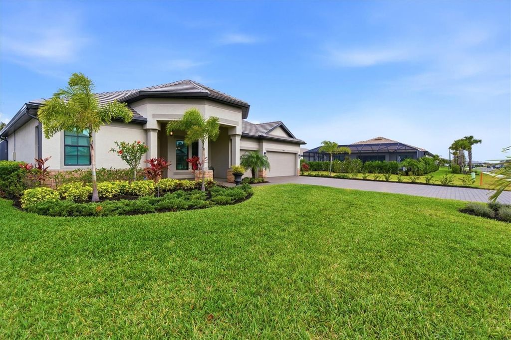 Image 2 of property listing at 20474 NAPA LOOP, Estero, FL 33928