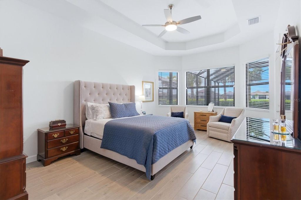 Image 17 of property listing at 20474 NAPA LOOP, Estero, FL 33928