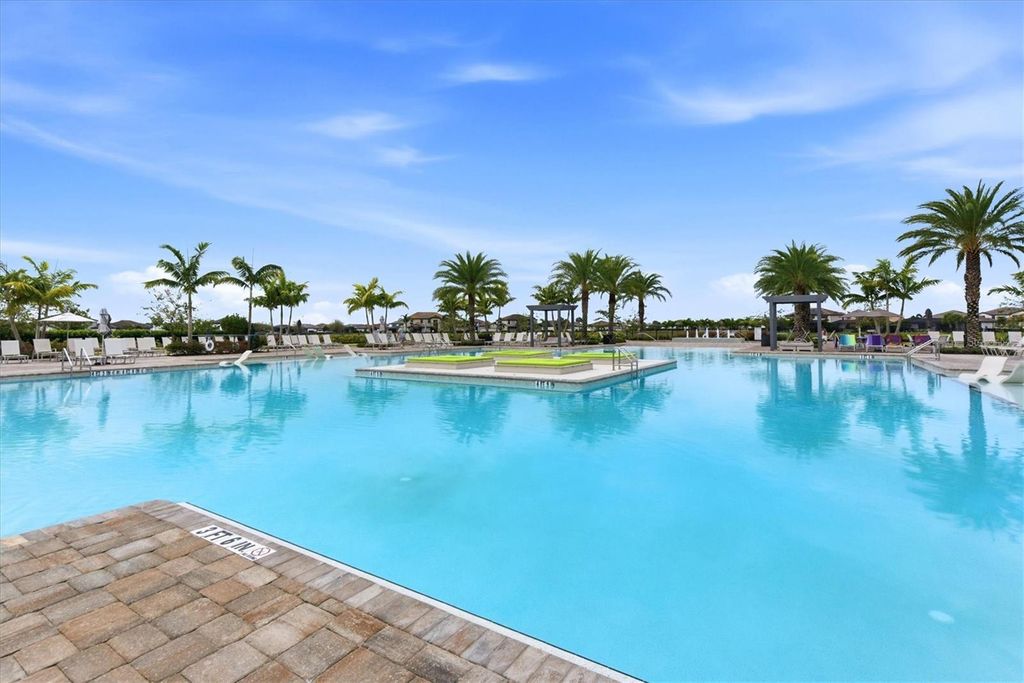 Image 46 of property listing at 20474 NAPA LOOP, Estero, FL 33928