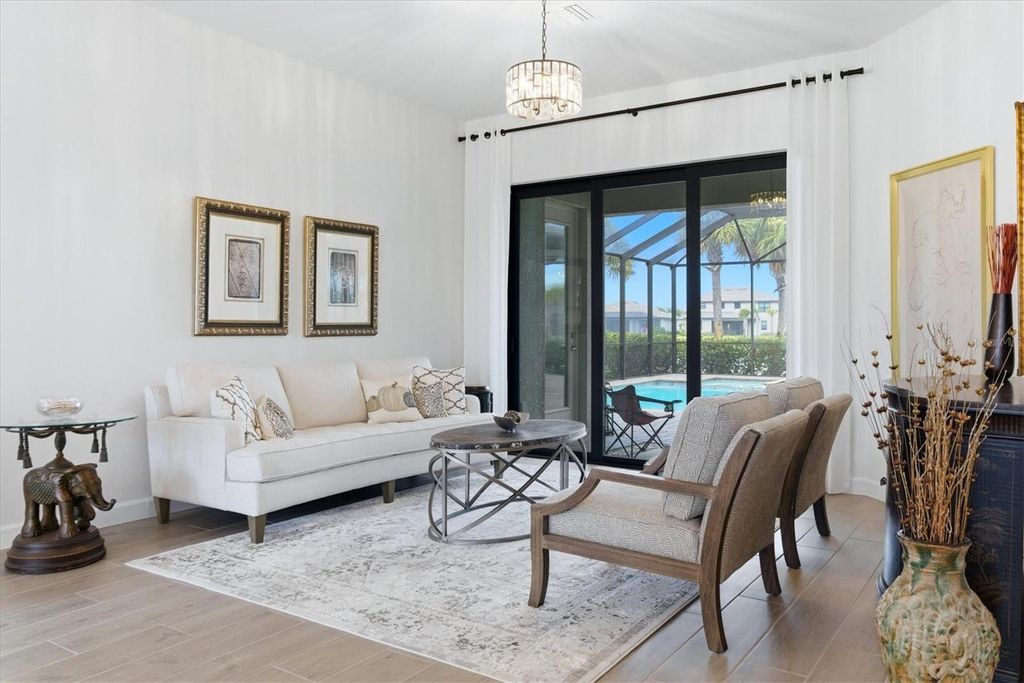 Image 7 of property listing at 20474 NAPA LOOP, Estero, FL 33928