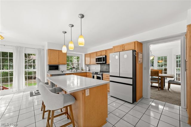 20116 Ellsworth Drive, Strongsville, OH 44149