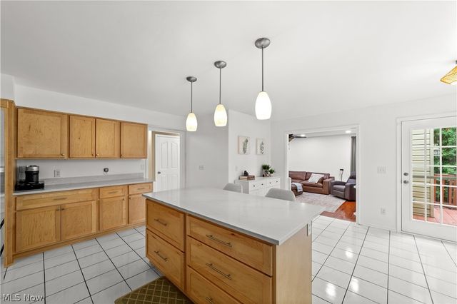 20116 Ellsworth Drive, Strongsville, OH 44149