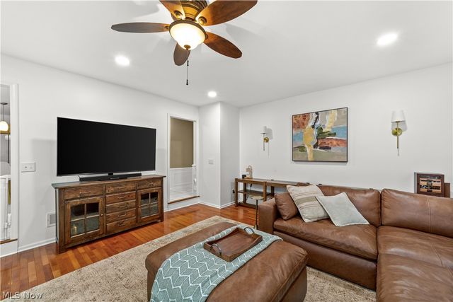 20116 Ellsworth Drive, Strongsville, OH 44149