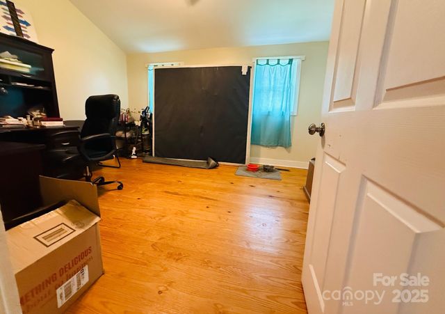 54 Dee Cable Drive, Marion, NC 28752