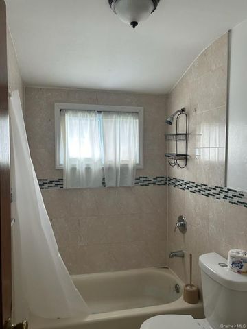 10425 215th Street, Queens Village, NY 11429