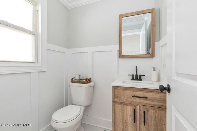 4 Templer Way, Hazlet, NJ 07730