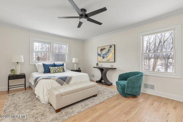 4 Templer Way, Hazlet, NJ 07730