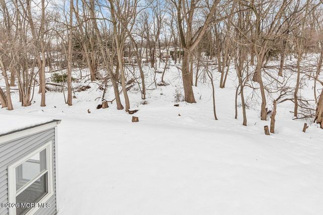 4 Templer Way, Hazlet, NJ 07730