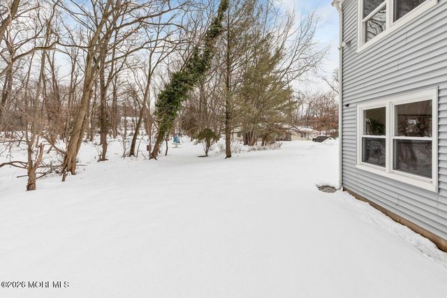 4 Templer Way, Hazlet, NJ 07730