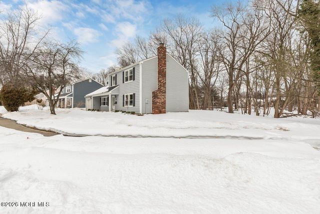 4 Templer Way, Hazlet, NJ 07730