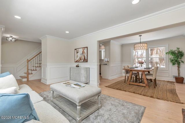 4 Templer Way, Hazlet, NJ 07730