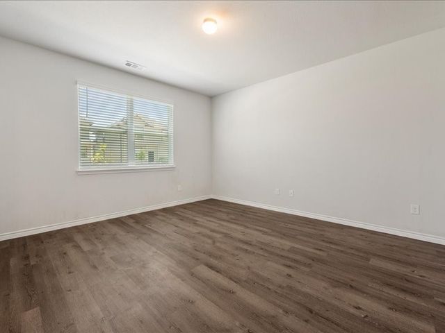 5701 Willamette Drive, Fort Worth, TX 76119