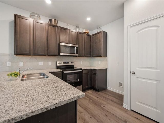5701 Willamette Drive, Fort Worth, TX 76119