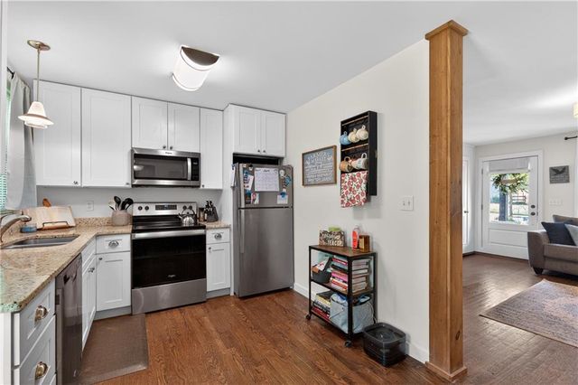 4404 Robinson Street, Acworth, GA 30101
