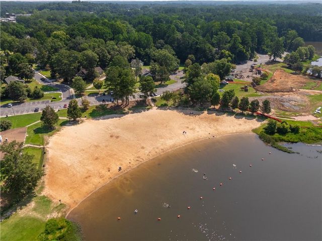 4404 Robinson Street, Acworth, GA 30101