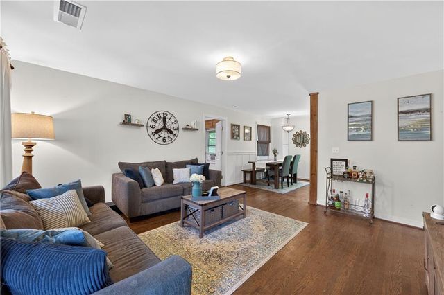 4404 Robinson Street, Acworth, GA 30101