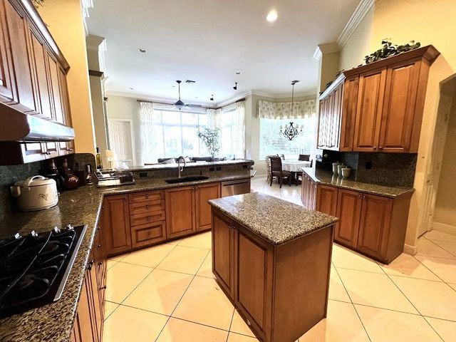 10997 CANARY ISLAND Court, Plantation, FL 33324