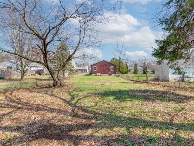 172 Bryant St, Cumberland, RI 02864