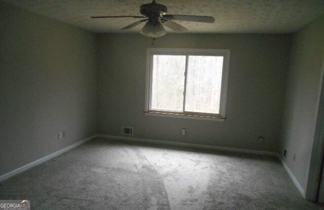 122 Farmbrook Trail, Stockbridge, GA 30281