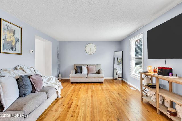 22 Compass Lane, Barnegat, NJ 08005