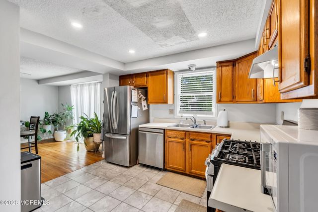 22 Compass Lane, Barnegat, NJ 08005
