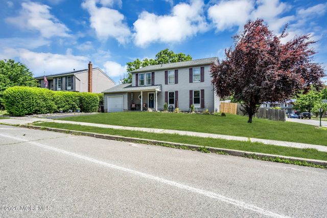 22 Compass Lane, Barnegat, NJ 08005