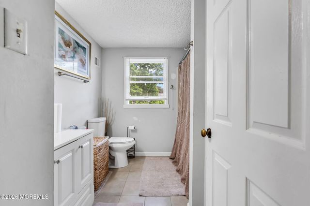 22 Compass Lane, Barnegat, NJ 08005