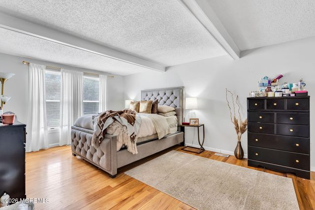 22 Compass Lane, Barnegat, NJ 08005