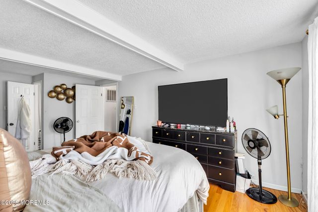 22 Compass Lane, Barnegat, NJ 08005