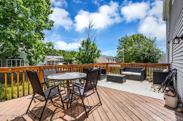 22 Compass Lane, Barnegat, NJ 08005