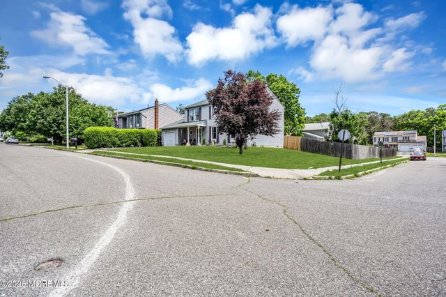 22 Compass Lane, Barnegat, NJ 08005
