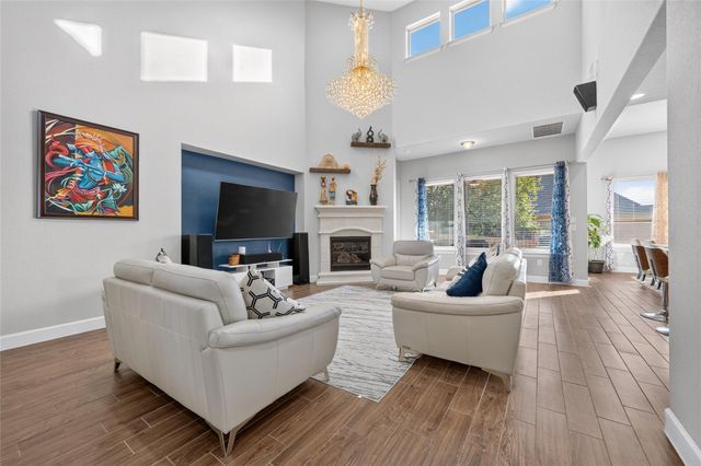 137 Claiborne Lake LN, Georgetown, TX 78628