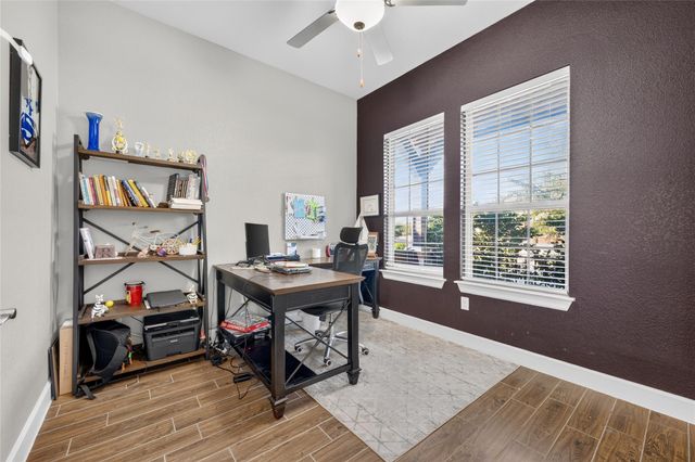 137 Claiborne Lake LN, Georgetown, TX 78628