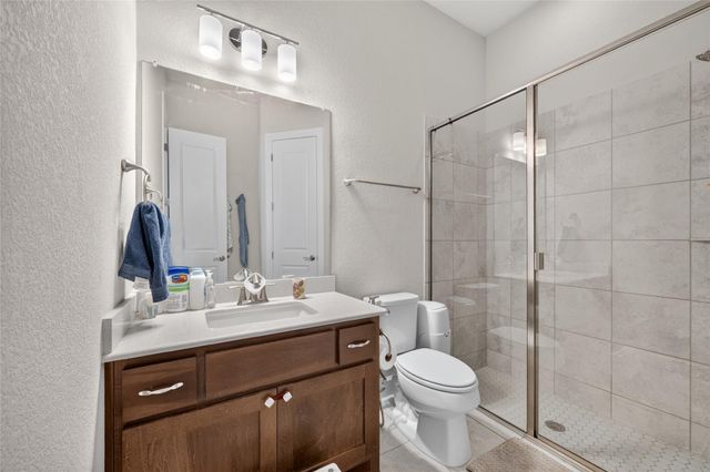 137 Claiborne Lake LN, Georgetown, TX 78628