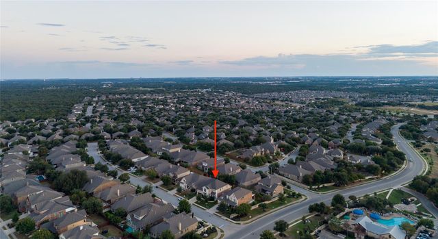 137 Claiborne Lake LN, Georgetown, TX 78628