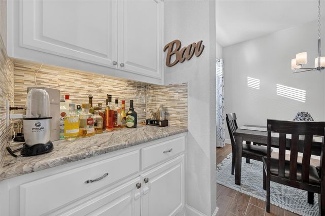 137 Claiborne Lake LN, Georgetown, TX 78628