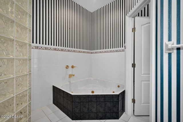 28 Marjorie Trail, Ormond Beach, FL 32174